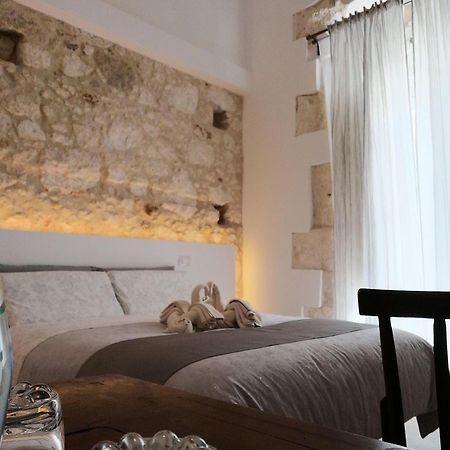 Bed and Breakfast La Sicilia In Un Sogno Сиракузы Экстерьер фото