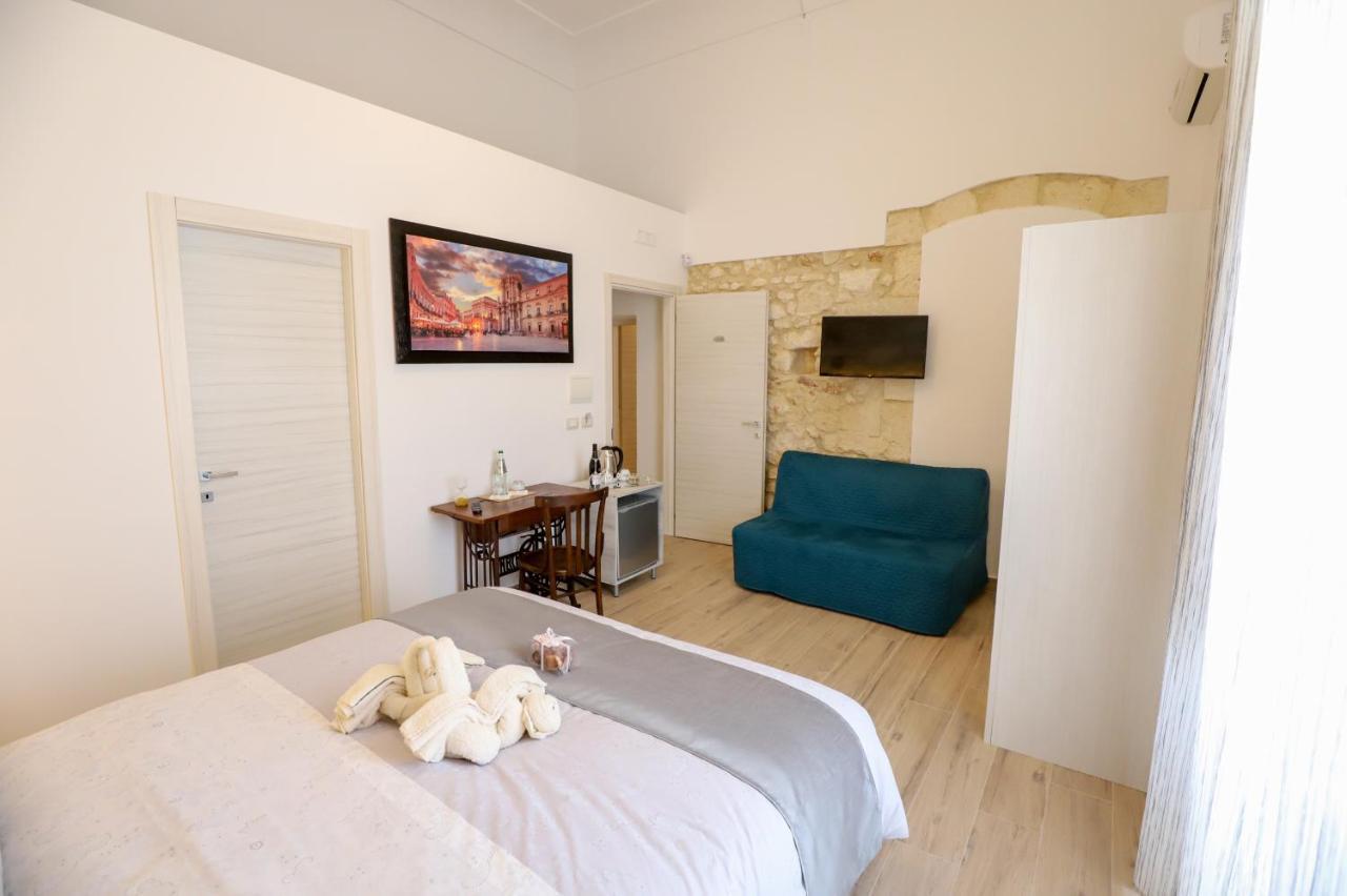 Bed and Breakfast La Sicilia In Un Sogno Сиракузы Экстерьер фото